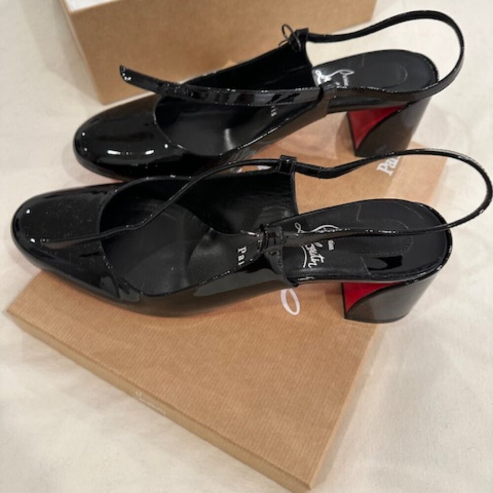 Christian Louboutin Miss Jane Patent - Picture 2 of 9